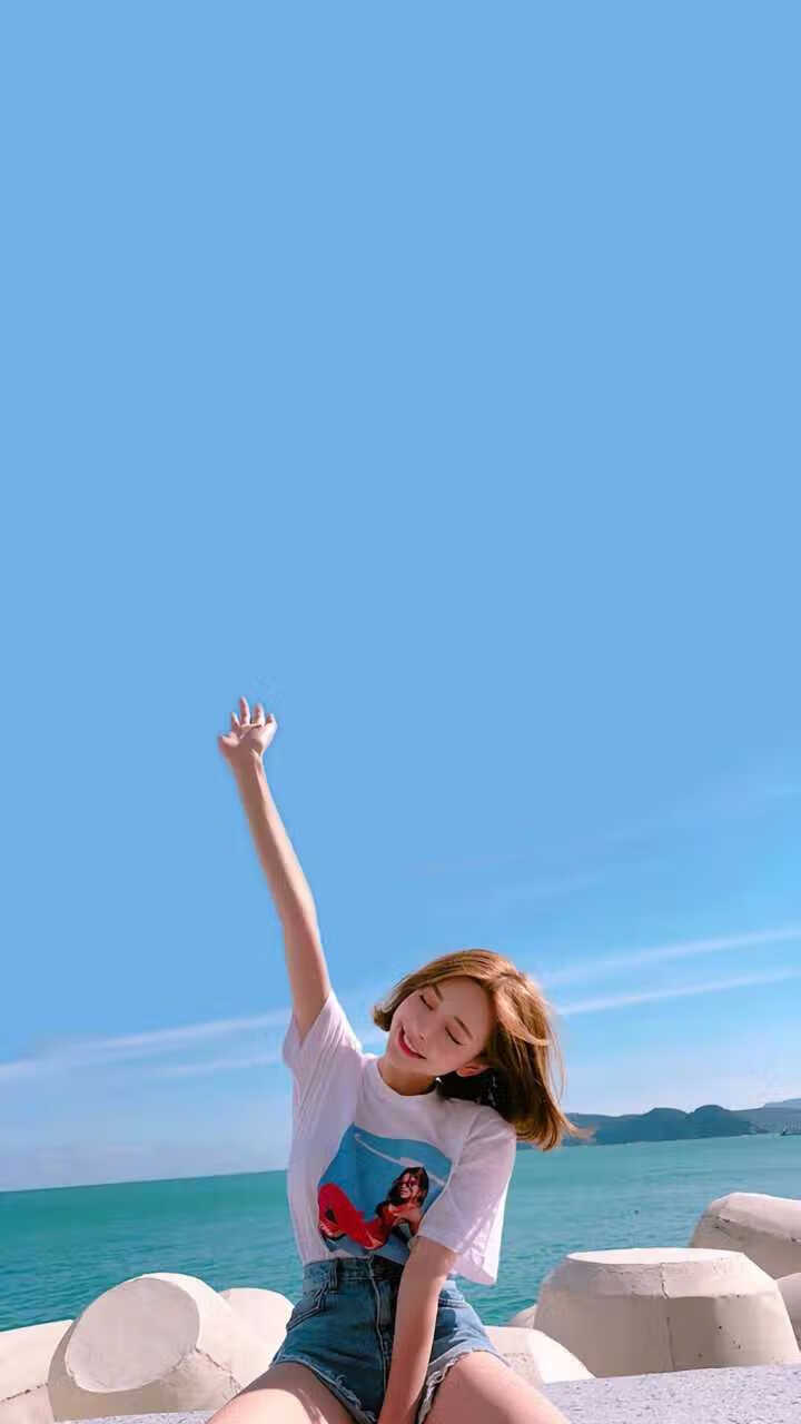 “法甲战局紧张,豪门奋力争夺最高荣誉”,法甲豪门宣布全队停薪