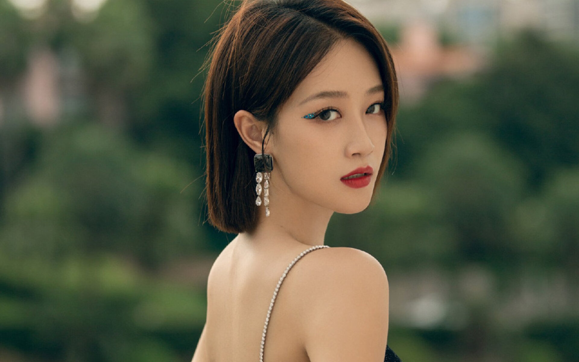 瑞士队在巴黎奥运会比赛中展现出高效的传球配合，瑞士队2021