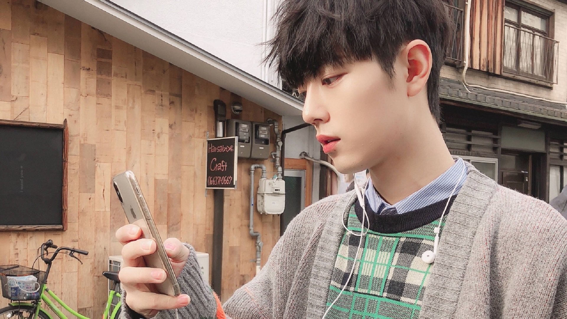 “尼古拉斯·桑特基的精准控制与高效进攻,助美洲狮队占领世界赛场”